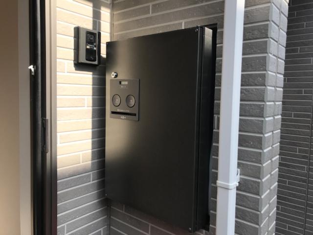 玄関　宅配BOX