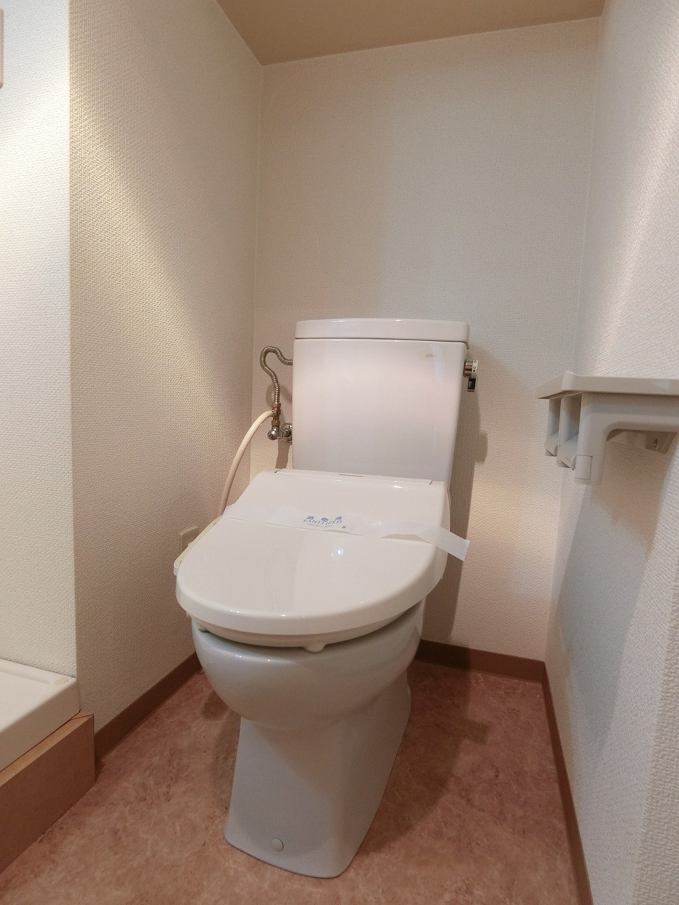トイレ　※同間取り別部屋参考写真
