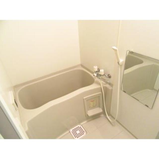 バス・シャワールーム　※写真は同タイプ住戸です。