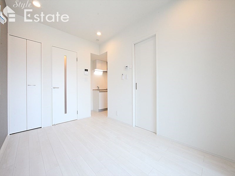 居室・リビング　内装