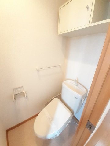 トイレ　コンパクトで使いやすいトイレです