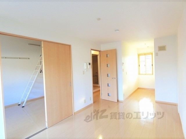 居室・リビング　リビング