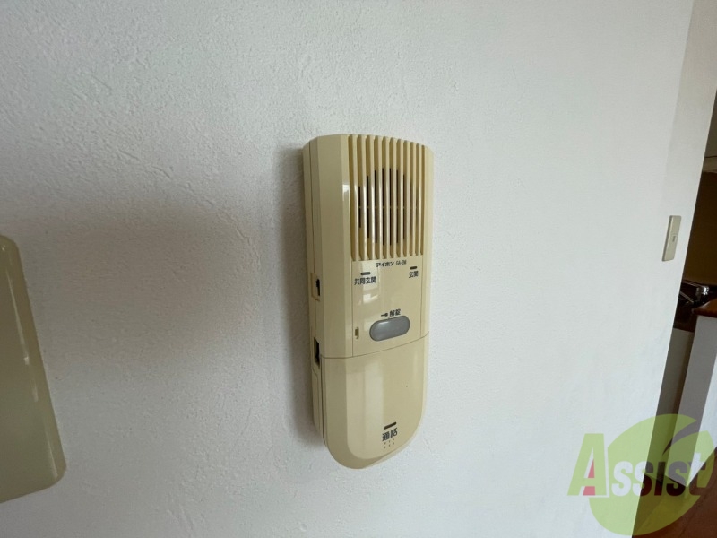 セキュリティ　インターホンは通話ができるので急な訪問があっても安心です。