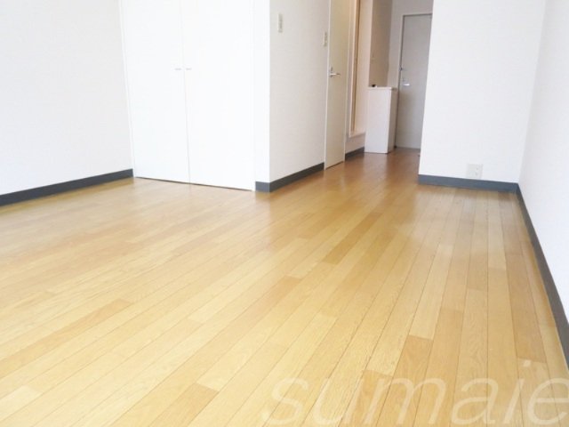 その他部屋・スペース　☆広々８帖のキレイな洋室です☆