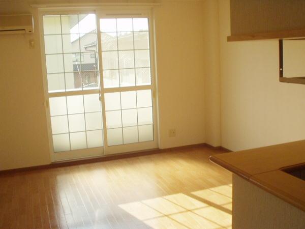 その他　12.5帖リビング（別角度）