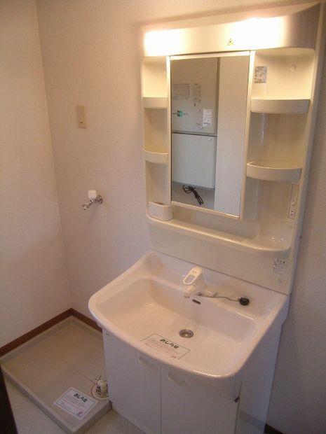 洗面設備　洗面所