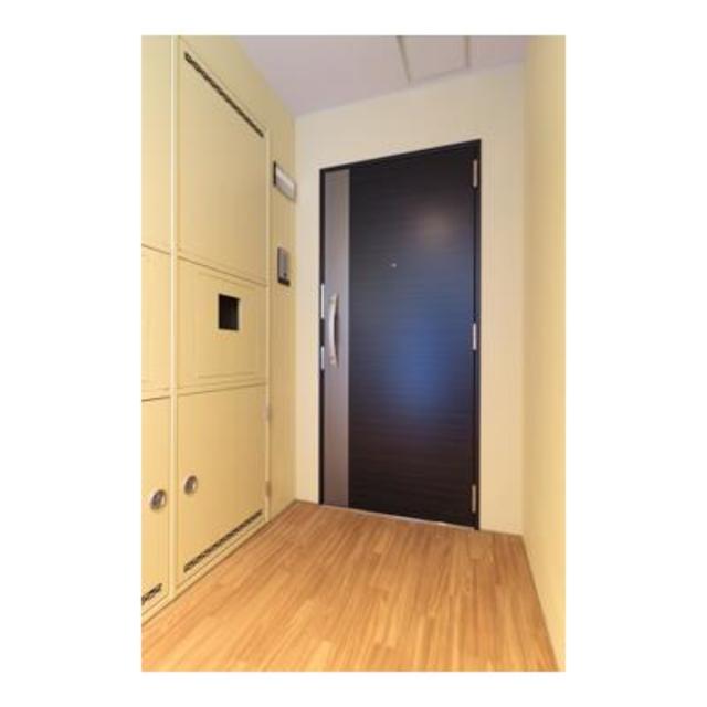 玄関　※写真は同タイプ住戸です。