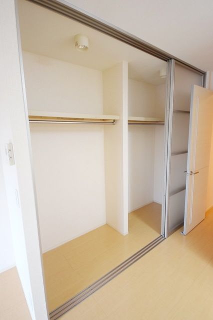 収納　★たっぷり収納できるクローゼットです★