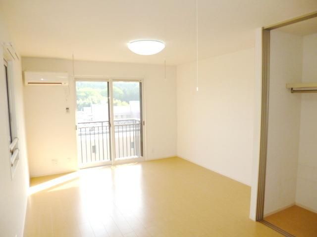 居室・リビング　★明るい居室で明るい毎日★