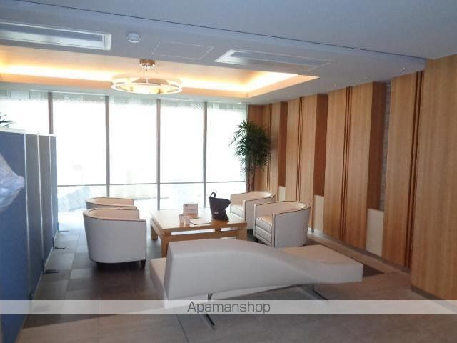 ロビー　ロビー