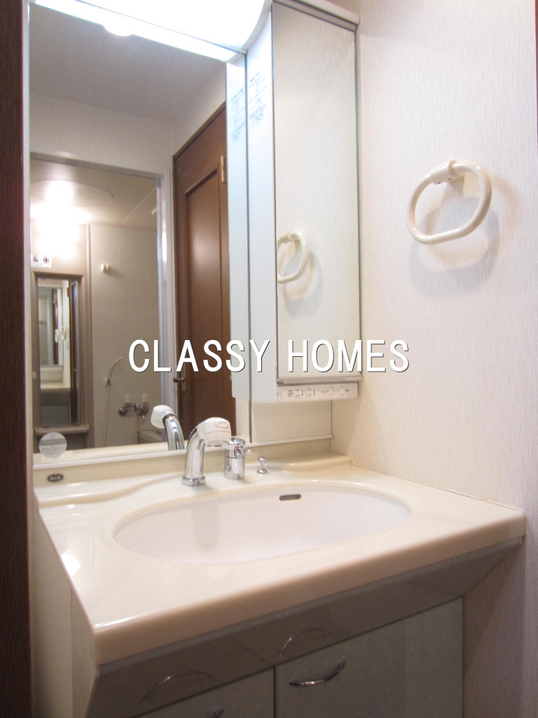 洗面設備　2002年竣工　コーポ芝公園：洗面台