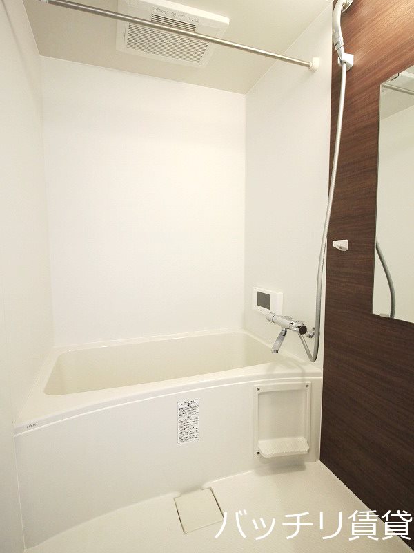 バス・シャワールーム　建築中物件の為、画像は同型イメージとなります。