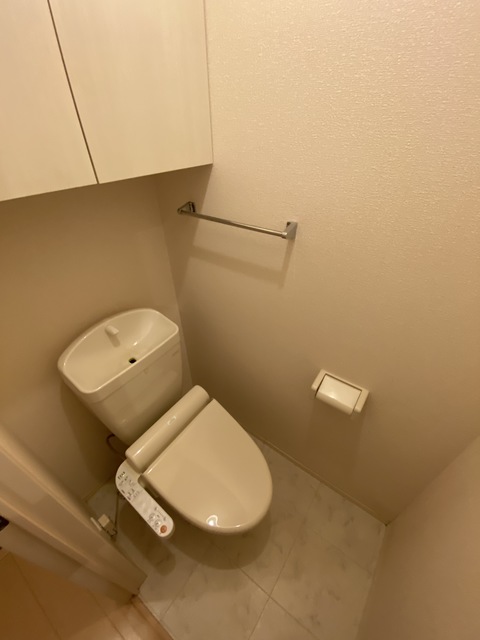 トイレ　シャワートイレ完備