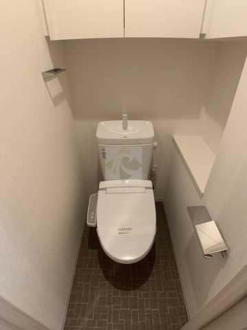 トイレ　コンフォリア滝野川