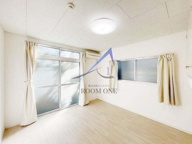 居室・リビング　洋室のお部屋です。