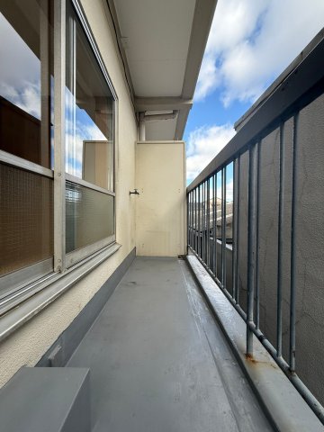バルコニー　バルコニーがあります