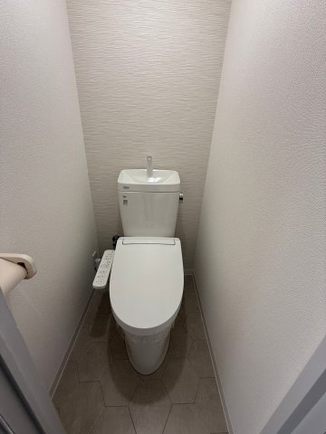 トイレ　清潔感のあるトイレです