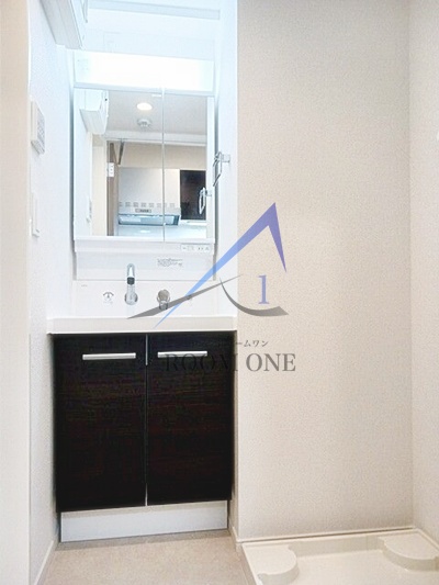 洗面設備　洗面台です。