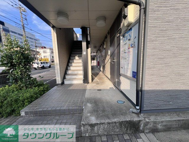 エントランス　エントランス