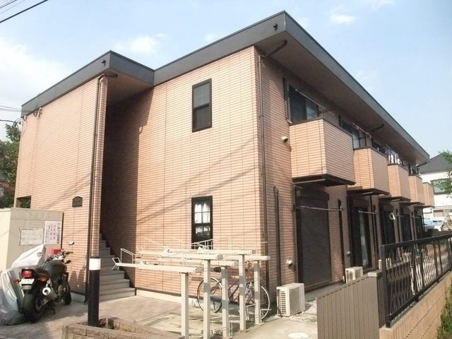 建物外観　★2005年築の綺麗なアパート★