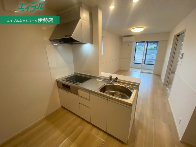 キッチン　同型参考写真