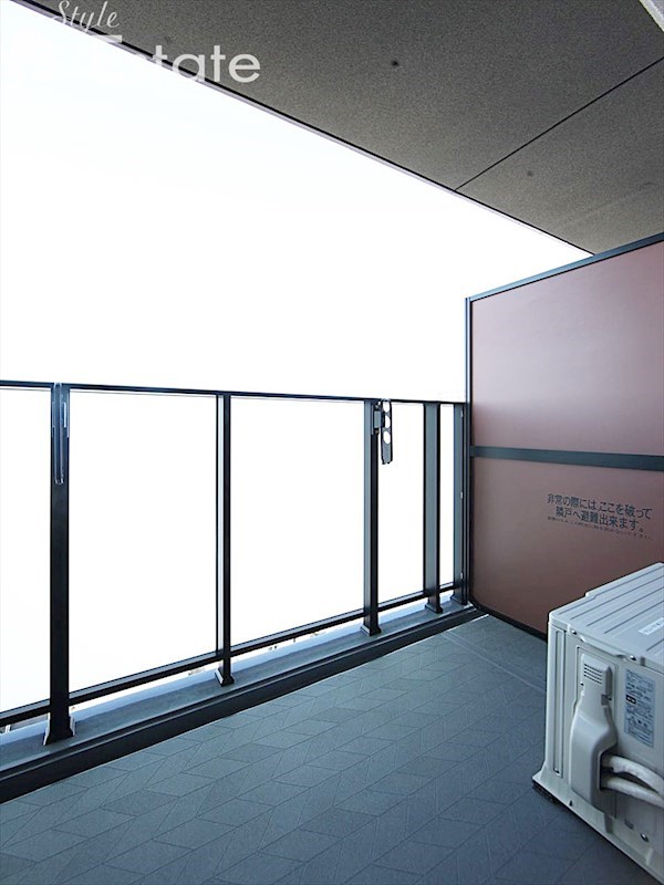 バルコニー　バルコニー