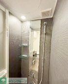 バス・シャワールーム　玄関