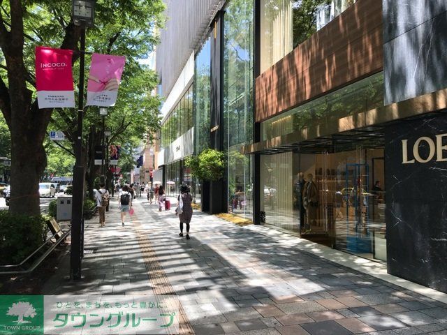 ショッピングセンター　タビオ表参道ヒルズ店（ショッピングセンター）まで630m