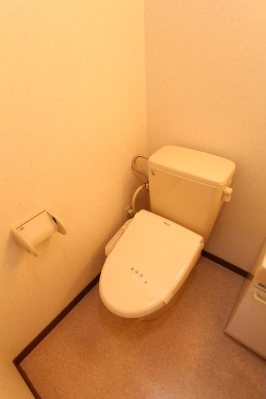 トイレ　同タイプ・参考写真