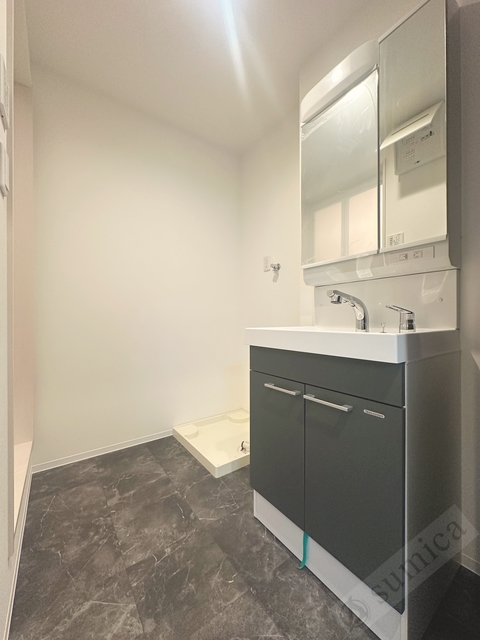 洗面設備　朝の身支度が楽々！！広い洗面＾＾