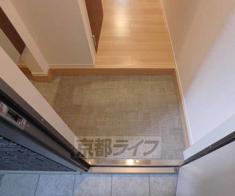 玄関　大手ハウスメーカーＤ－ｒｏｏｍです