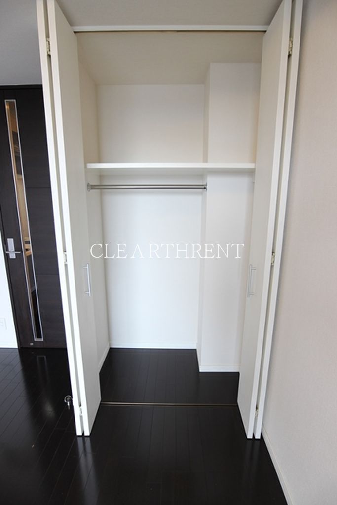 収納　同タイプ別住戸写真となります。現況と異なる場合がございます。