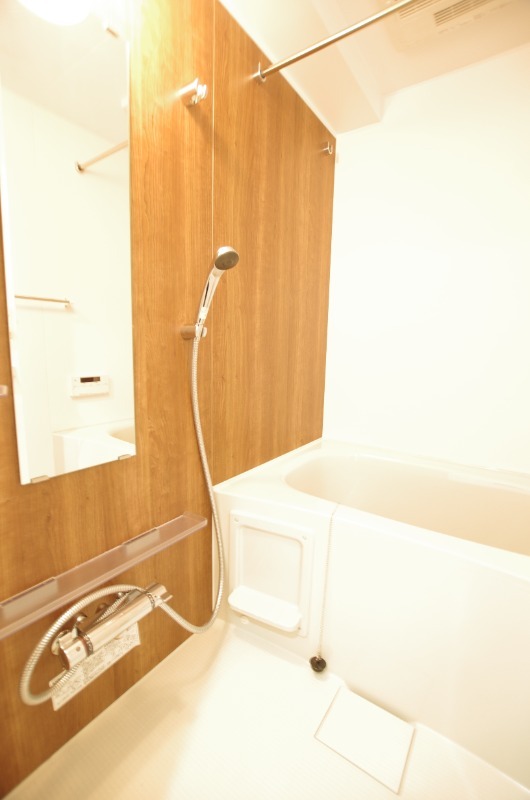 バス・シャワールーム　浴室