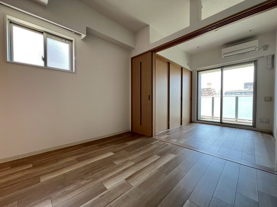 居室・リビング　※別部屋の写真です