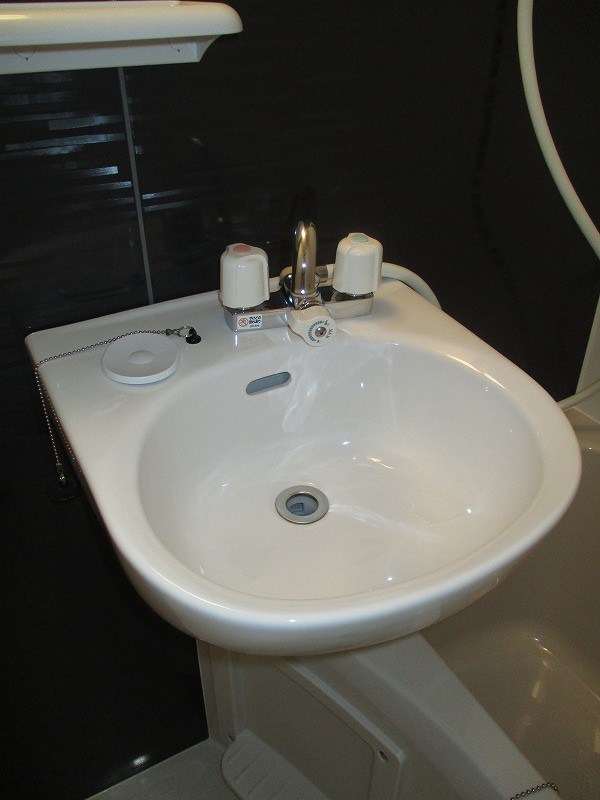 洗面設備　反転部屋参照