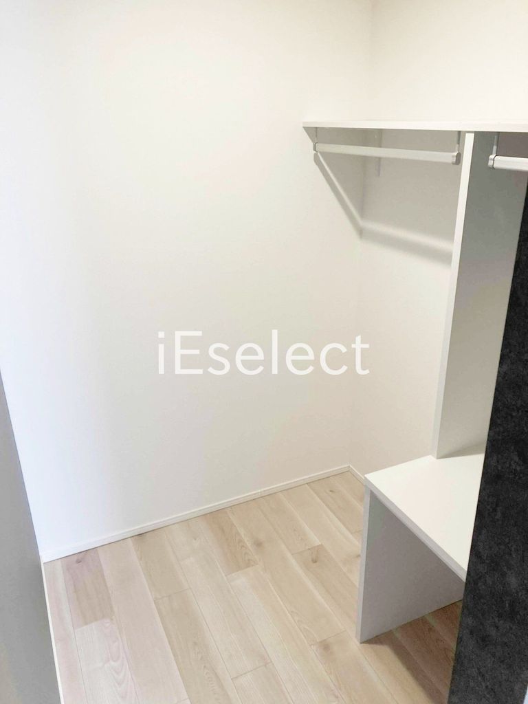 収納　広々とした収納スペースです