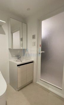 洗面設備　うれしい独立洗面台！