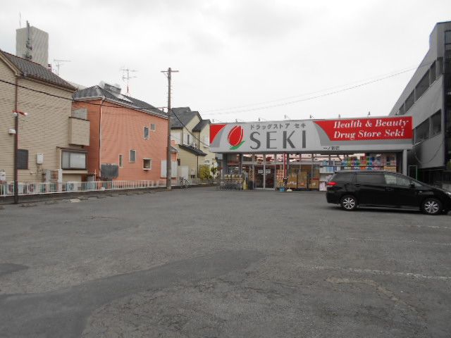 ドラックストア　ドラッグストアセキ一ノ割店（ドラッグストア）まで477m