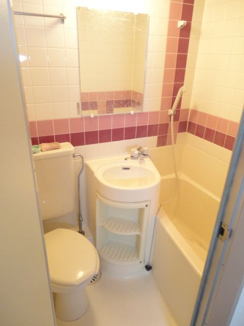 バス・シャワールーム　※別室参考写真です。