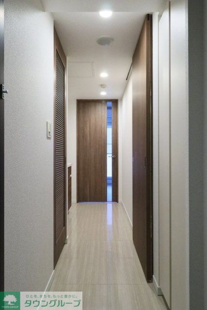 玄関　お部屋探しは株式会社　タウンハウジング　までお気軽にお問合…