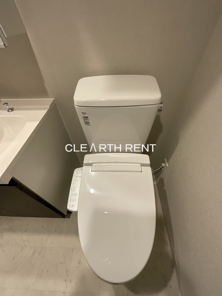 トイレ　同タイプ別住戸写真となります。現況と異なる場合がございます。