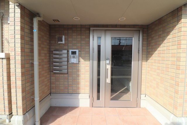 エントランス　オートロック