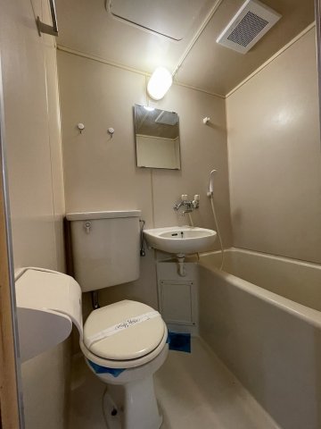 トイレ　ゆったりとした空間のトイレです