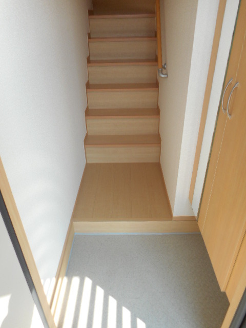 玄関　玄関１階☆大きなシューズボックスあります☆