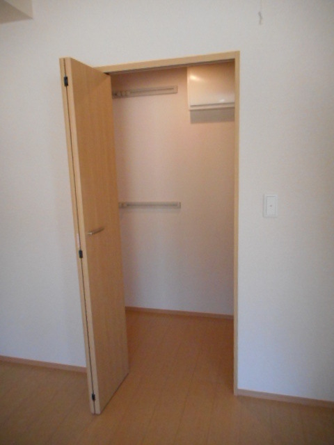 収納　たっぷり収納出来る大きなクローゼット☆