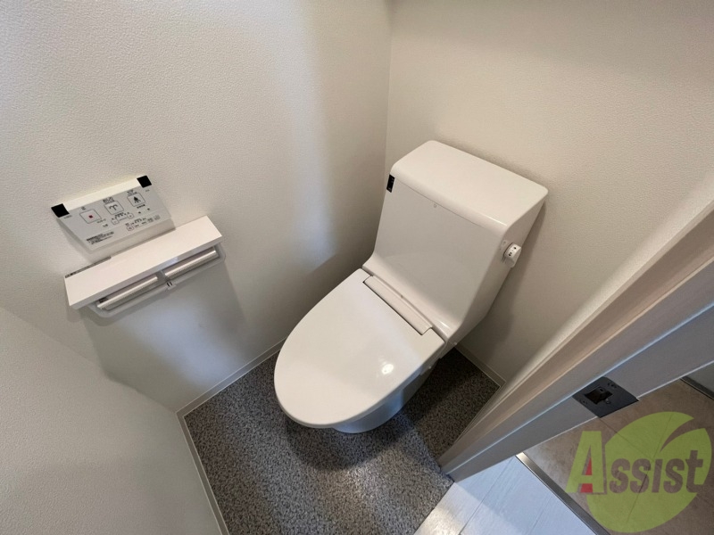 トイレ　ウォシュレット機能がついたトイレ。安心して使用できますね。