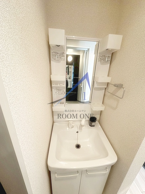 洗面設備　洗面台です。