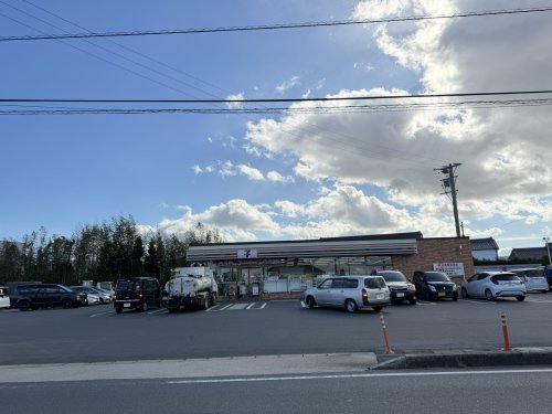コンビニ　セブン-イレブン 豊橋大山町店（コンビニ）まで497m