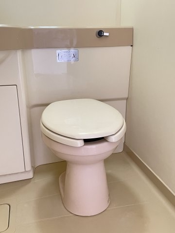 トイレ　同タイプ参考写真