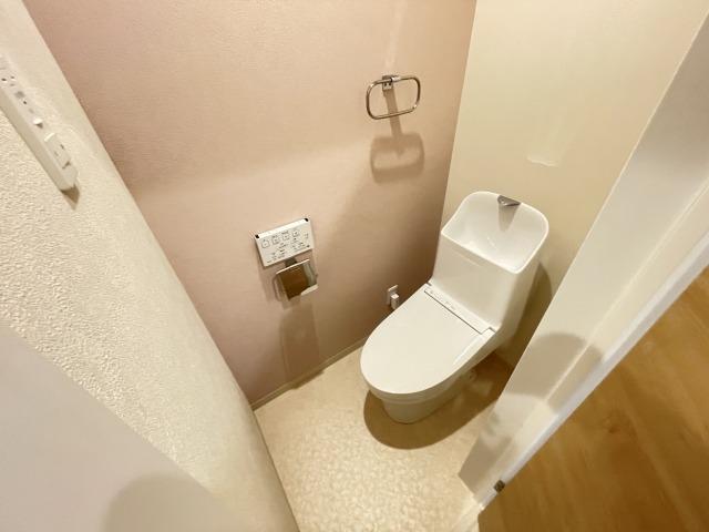 トイレ　トイレ